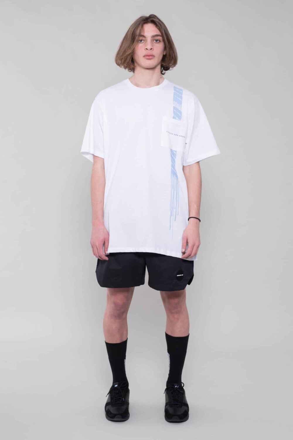 WHITE VNA TEE