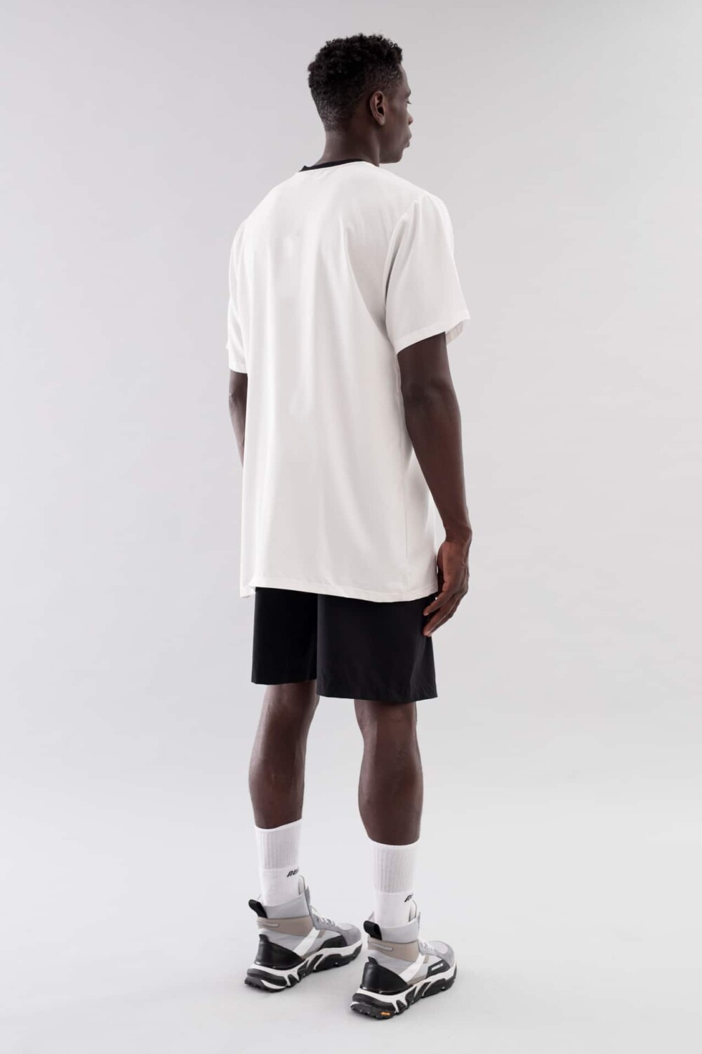 WHITE POCKET TEE - Image 3